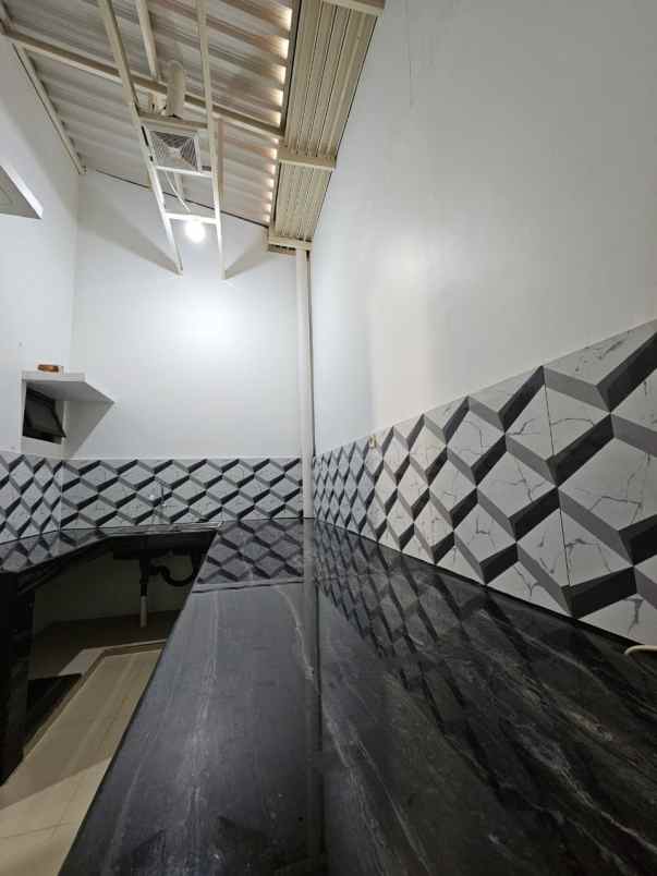 dijual ruko the savoy jakarta garden city siap pakai