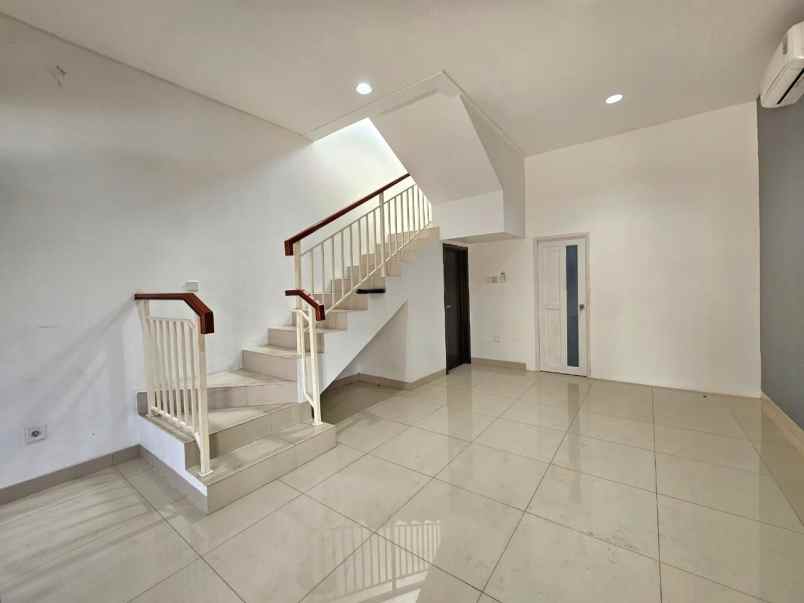 dijual ruko the savoy jakarta garden city siap pakai