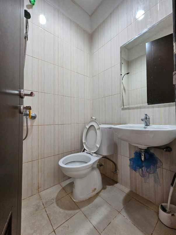 dijual ruko the savoy jakarta garden city siap pakai