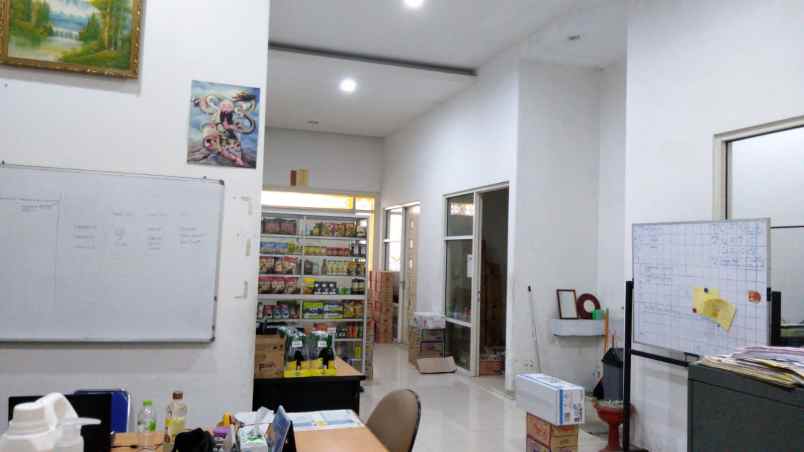 dijual rumah 2 lantai di jalan arteri soeta semarang