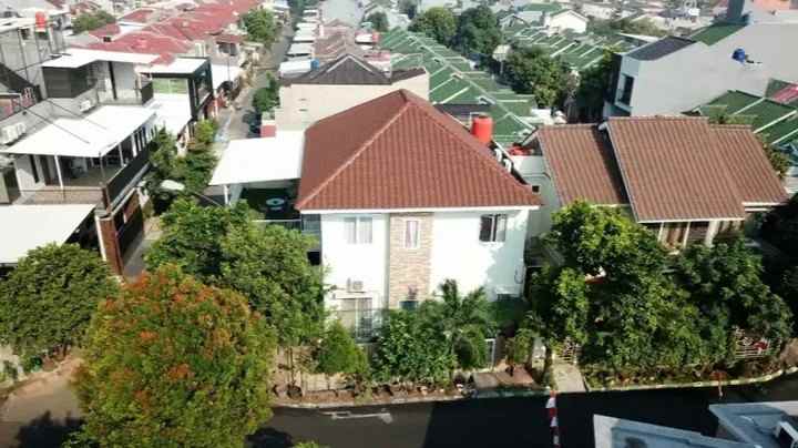 dijual rumah 2 lantai tengah kota cipondoh tangerang