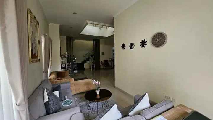 dijual rumah 2 lantai tengah kota cipondoh tangerang