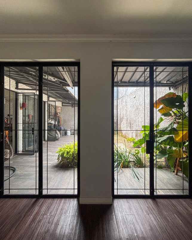 dijual rumah andara depok