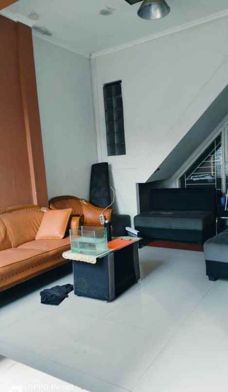 dijual rumah antapani