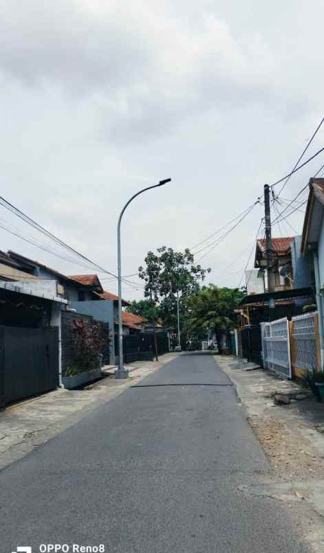 dijual rumah antapani