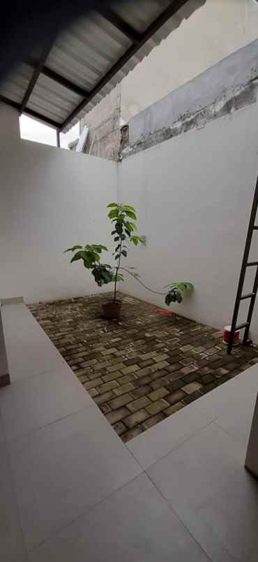 dijual rumah antapani bandung dkt taman