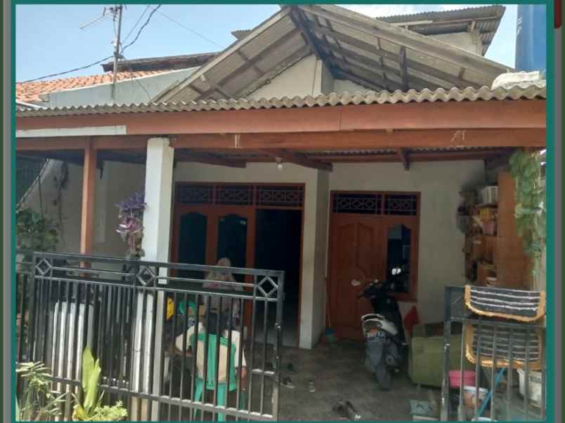 dijual rumah aren jaya