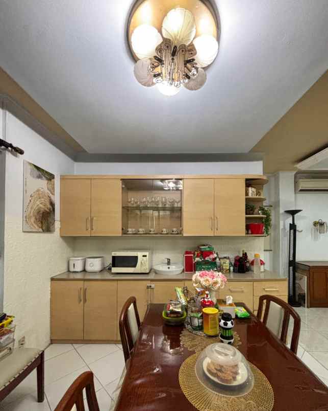 dijual rumah bangka kemang jaksel