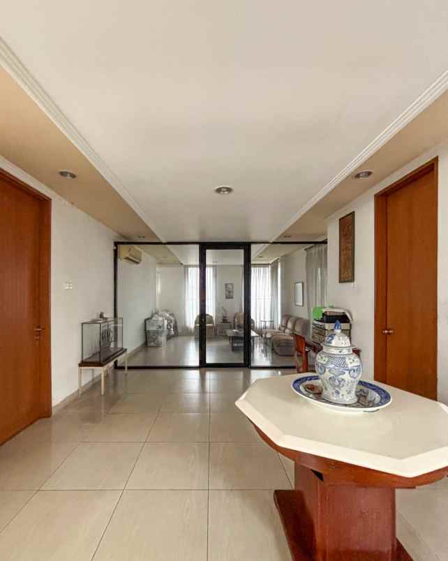 dijual rumah bangka kemang jaksel