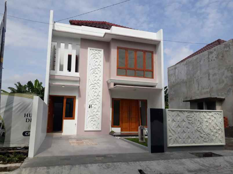 dijual rumah banguntapan