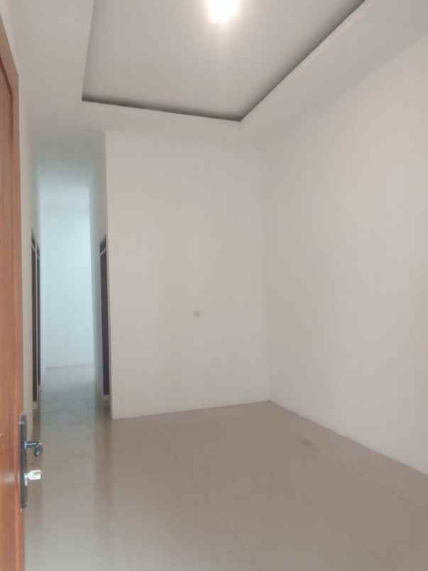 dijual rumah baru siap huni di kolmas cipageran