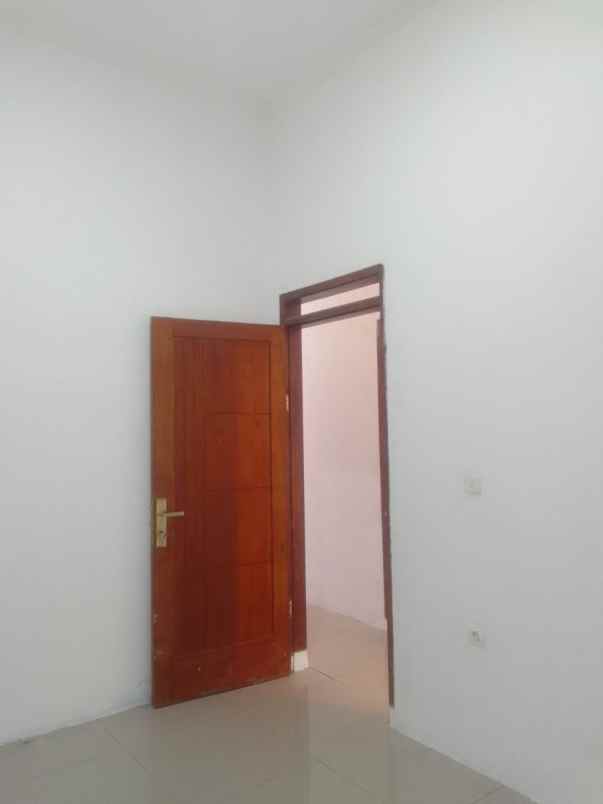 dijual rumah baru siap huni di kolmas cipageran