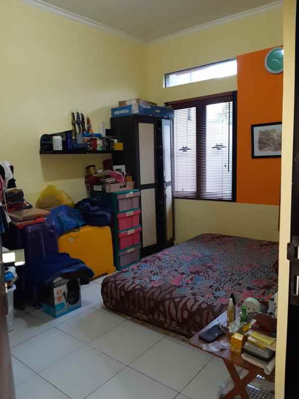 dijual rumah baturaden