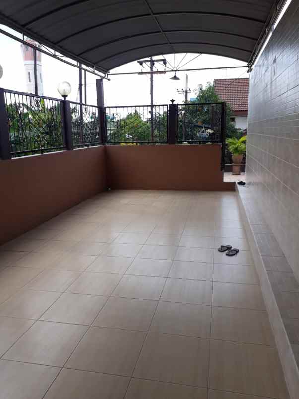 dijual rumah bendul merisi