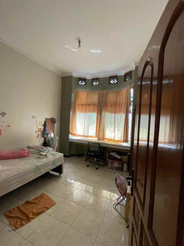 dijual rumah bendul merisi