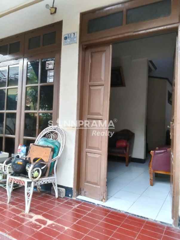 dijual rumah bidara cina