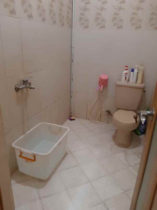 dijual rumah bintara