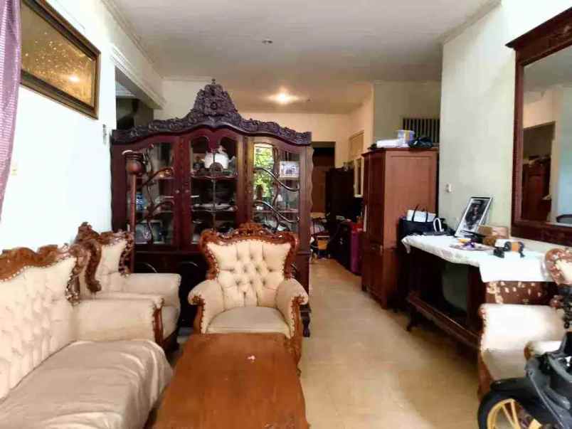 dijual rumah bintara