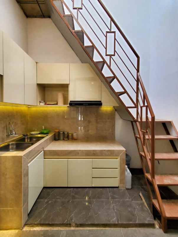 dijual rumah bintaro jaya tangerang selatan