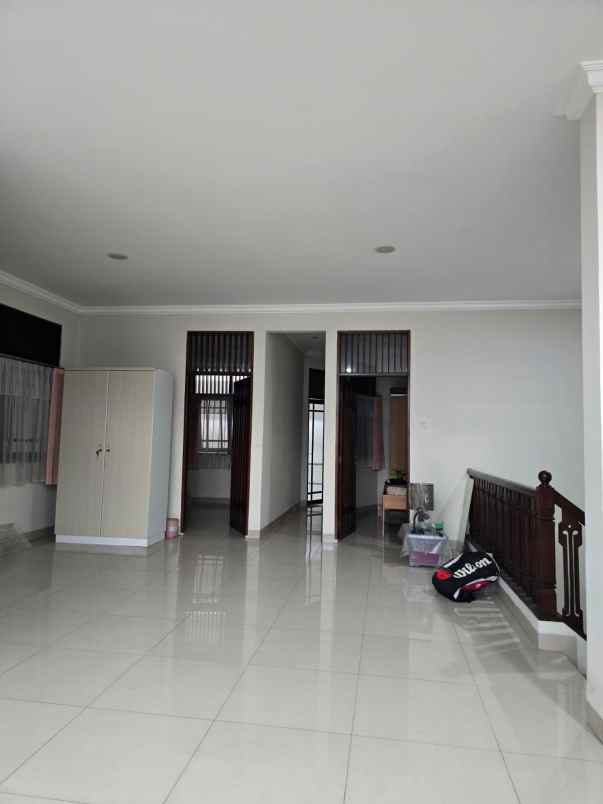 dijual rumah bub di griya inti sentosa