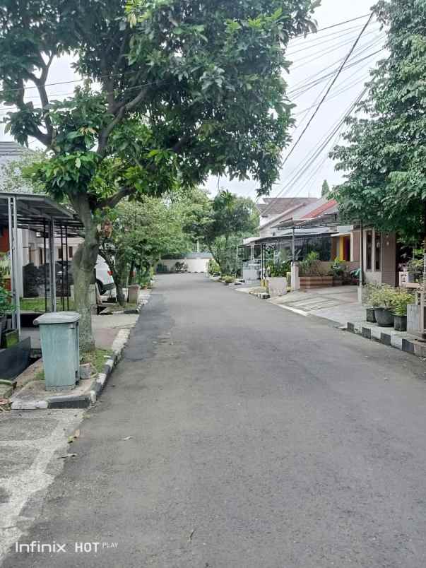 dijual rumah bumi panyawangan