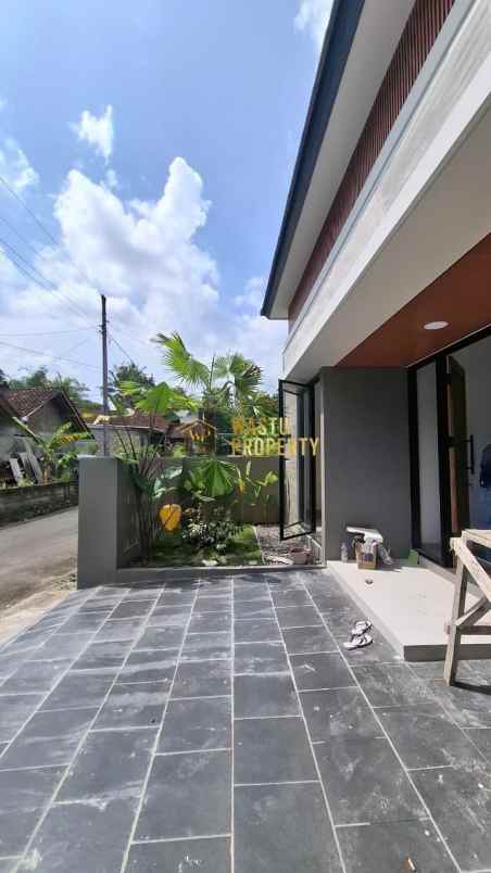dijual rumah caturharjo kec sleman kab