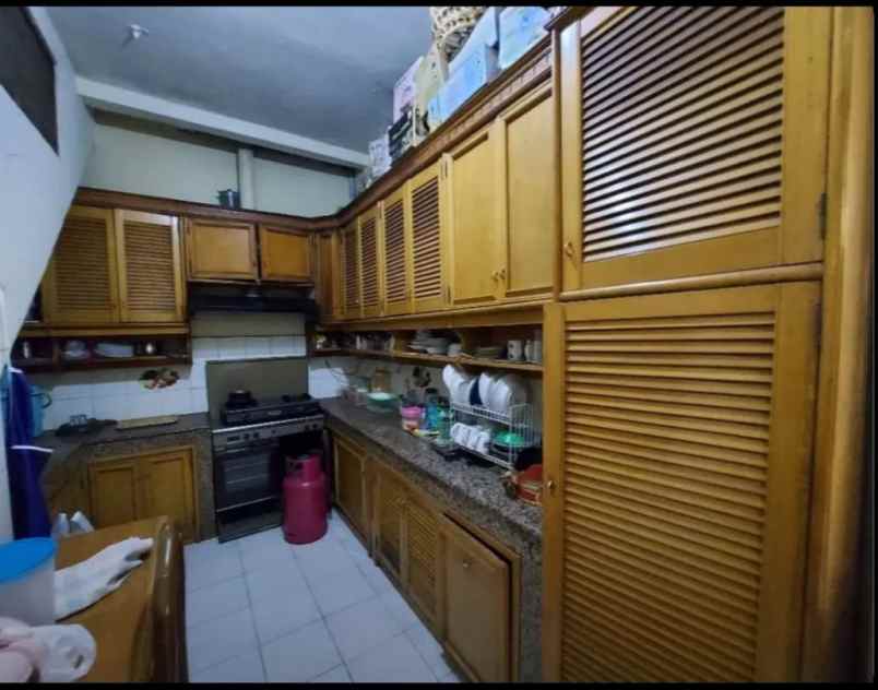 dijual rumah cempaka putih