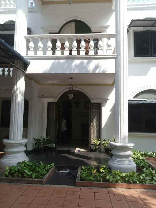 dijual rumah cibubur