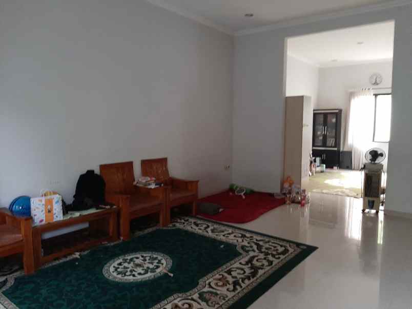 dijual rumah cibubur ciracas jakarta timur