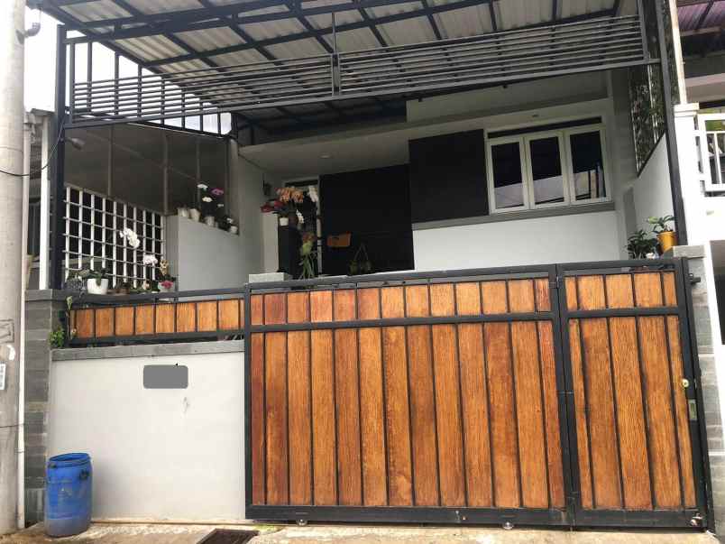 dijual rumah cihanjuang