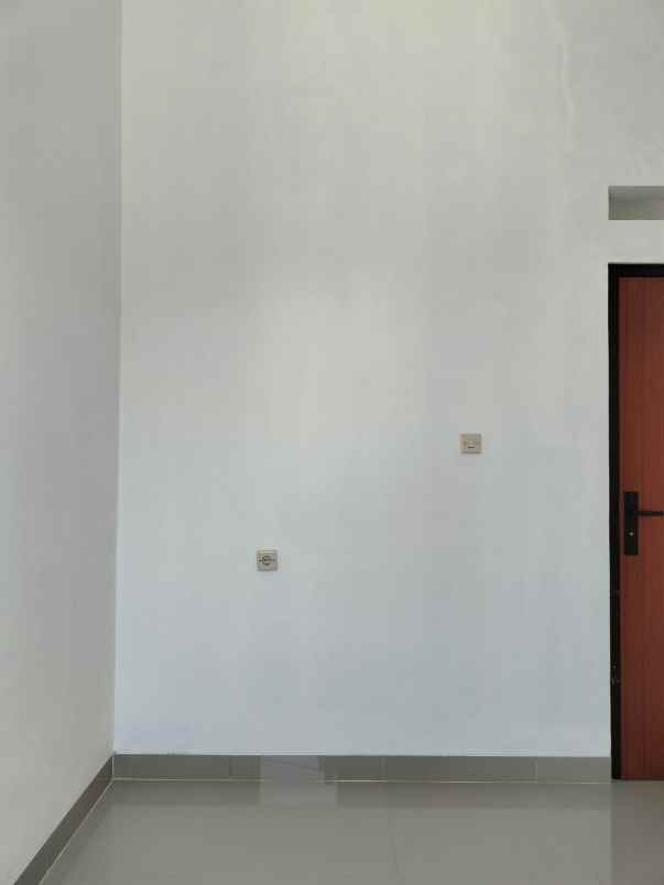 dijual rumah cihanjuang