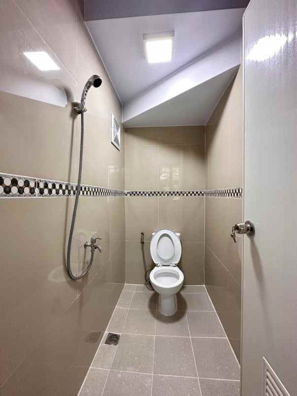 dijual rumah cijantung