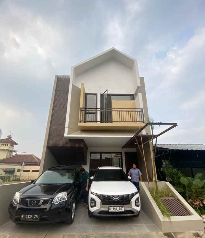 dijual rumah cilangkap jakarta timur