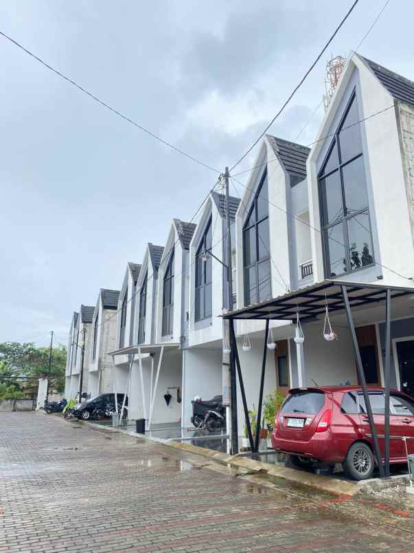 dijual rumah cilodong