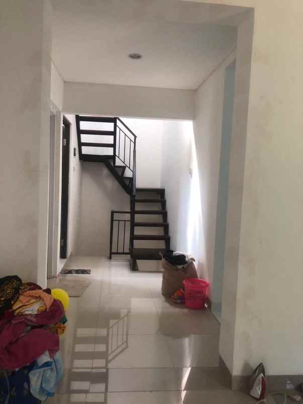 dijual rumah cilodong depok