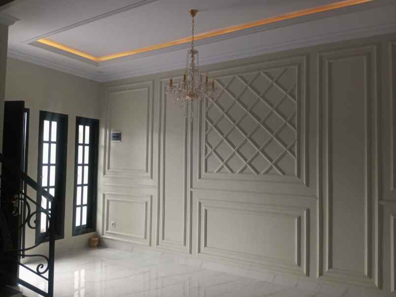 dijual rumah cipedak