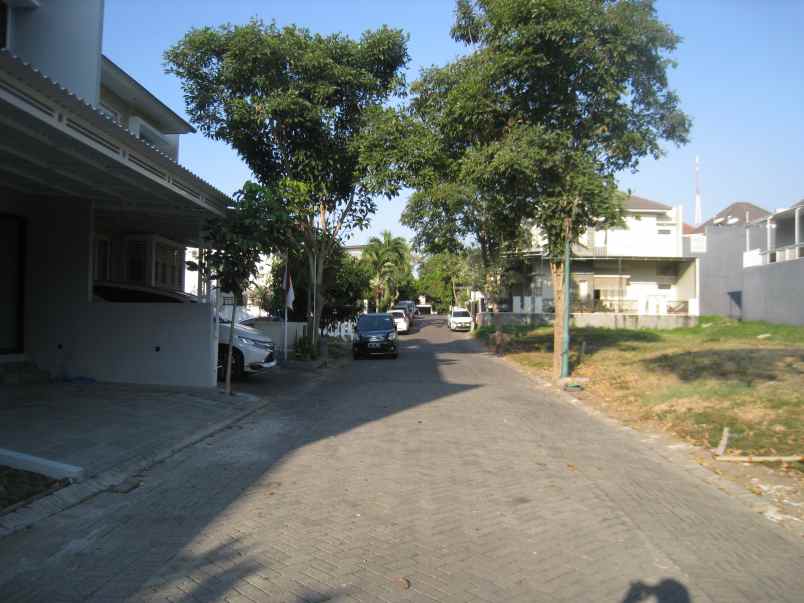 dijual rumah citraland surabaya