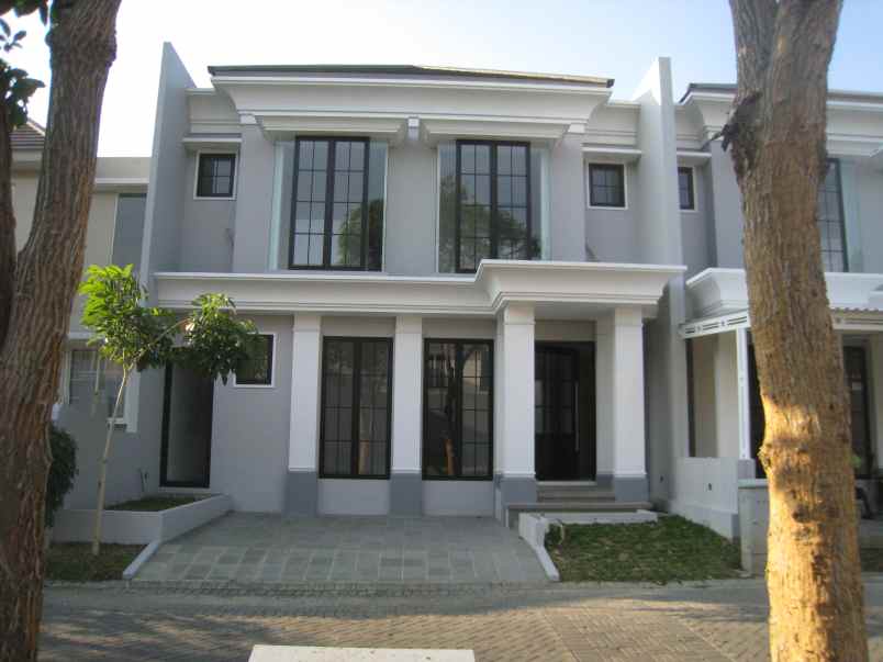 dijual rumah citraland surabaya