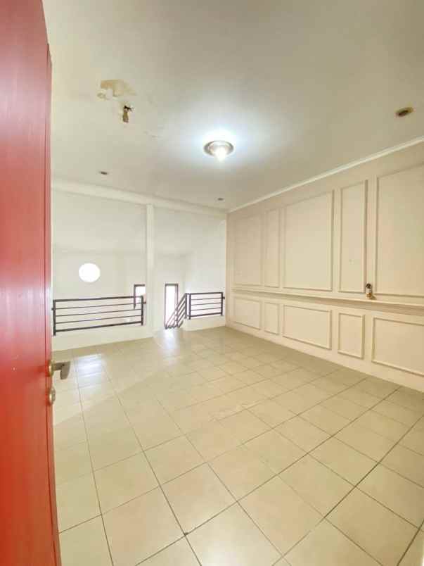 dijual rumah cluster antapani regency