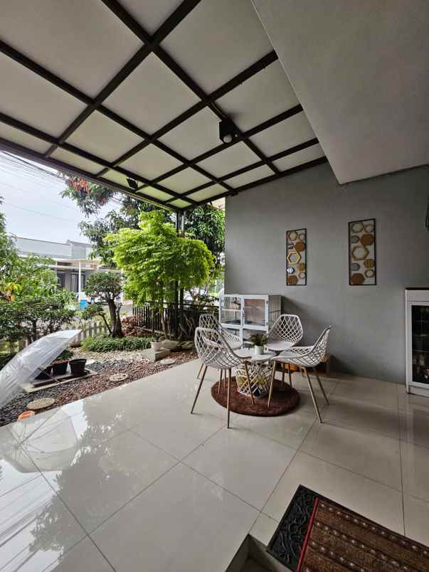 dijual rumah cluster batununggal indah