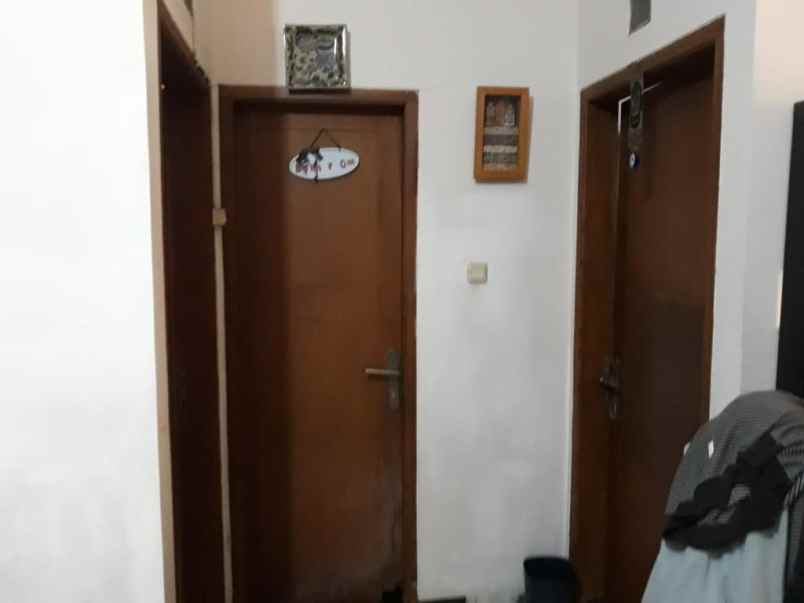 dijual rumah cluster cihanjuang