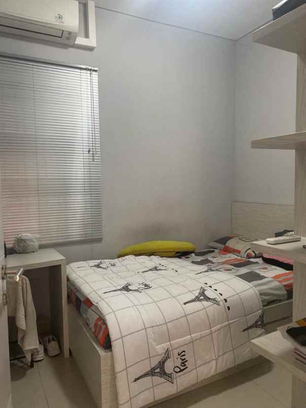 dijual rumah cluster derwati mas estate