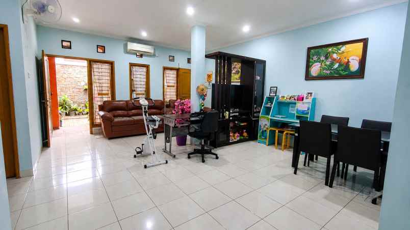 dijual rumah cluster dilenia bulevar