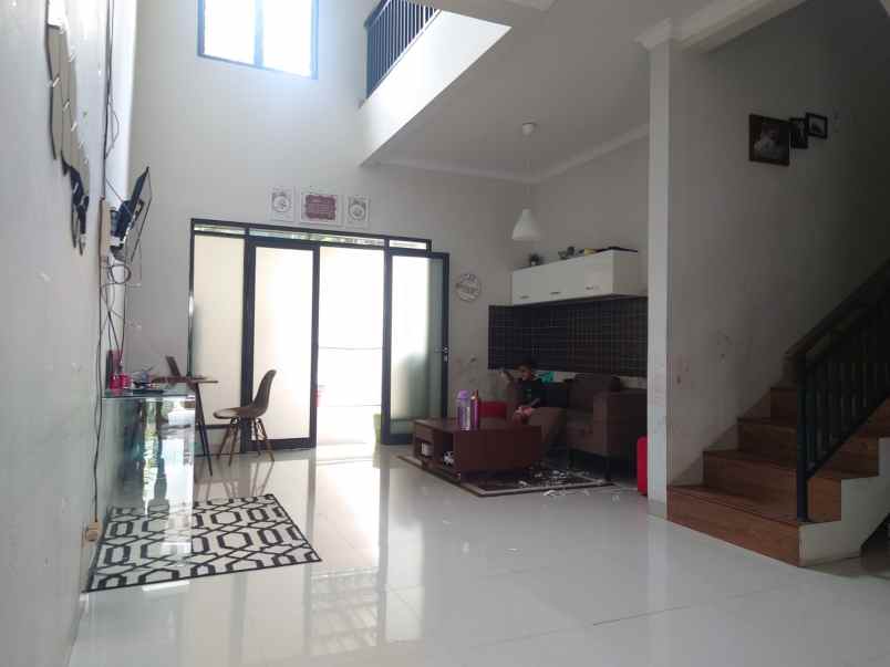 dijual rumah cluster golden pasir impun