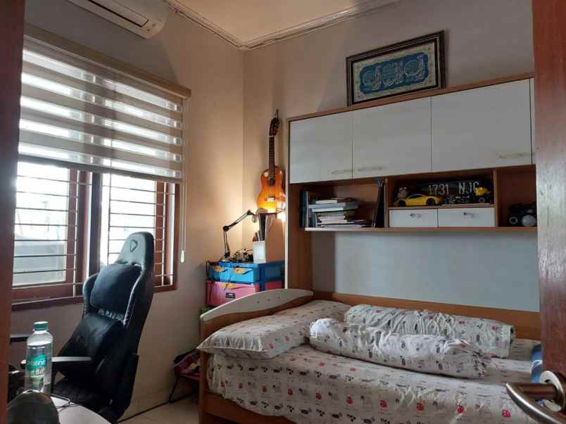 dijual rumah cluster harmoni harapan indah