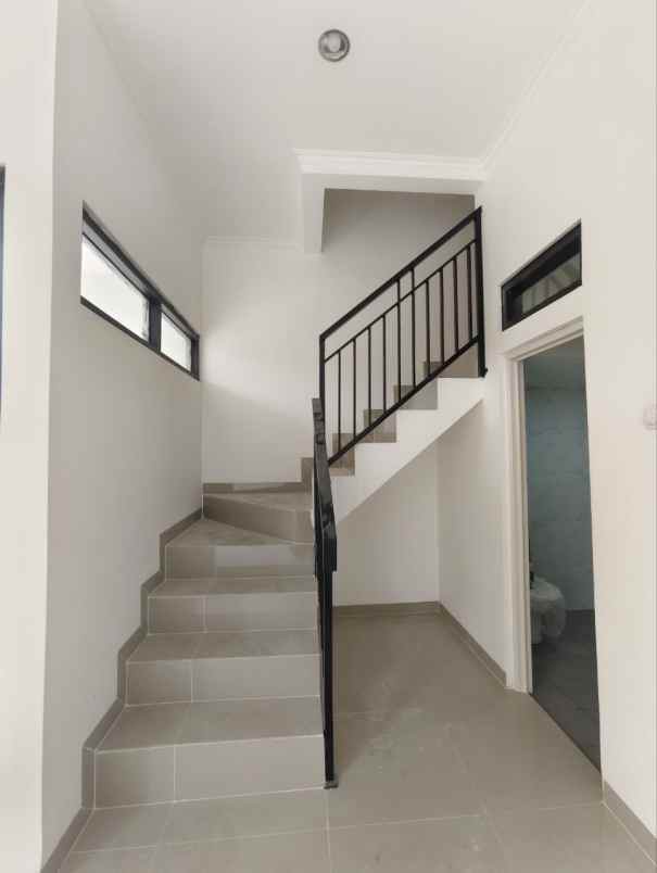 dijual rumah cluster harmony village