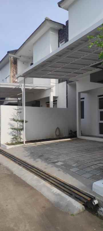 dijual rumah cluster kiara mas indah