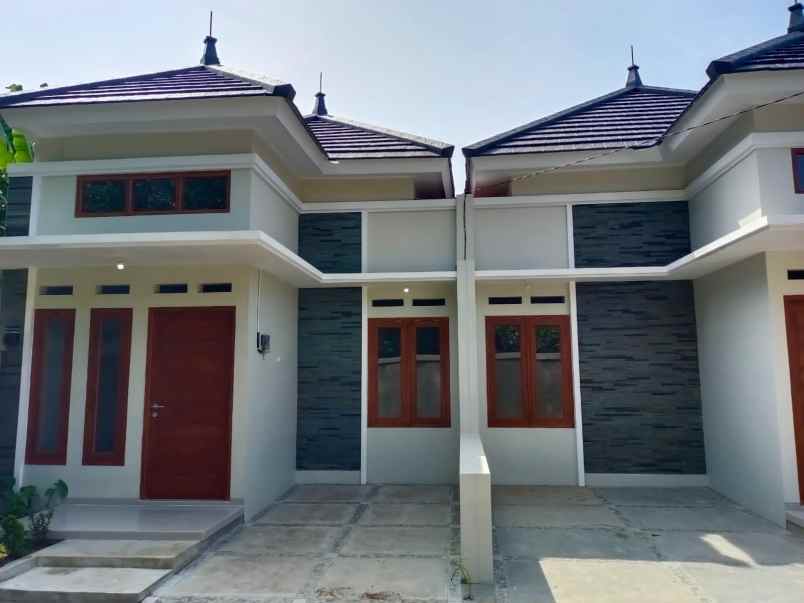 dijual rumah cluster modern baru di jepang kudus