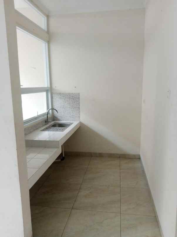 dijual rumah cluster pesona rorotan