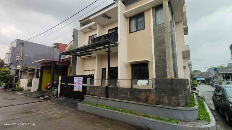 dijual rumah cluster prapanca grand